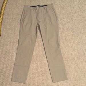 Vineyard Vines Men's Khaki Chinos
